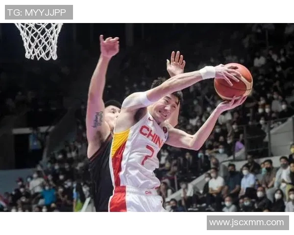 南京篮球队灵活性引发热议球迷观点分歧与战术调整探讨